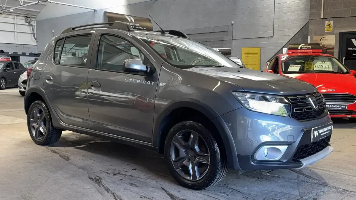 Used Dacia Sandero Stepway 90 HP (66 kW) 2018 Grey Hatchback