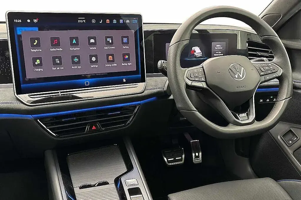 Used VW Passat Black Edition 272 HP (200 kW) 2026 Grey Estate