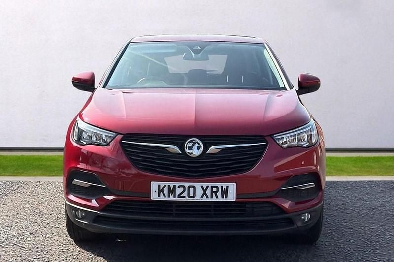 Used Vauxhall Grandland X S 130 HP (95 kW) 2020 Red SUV