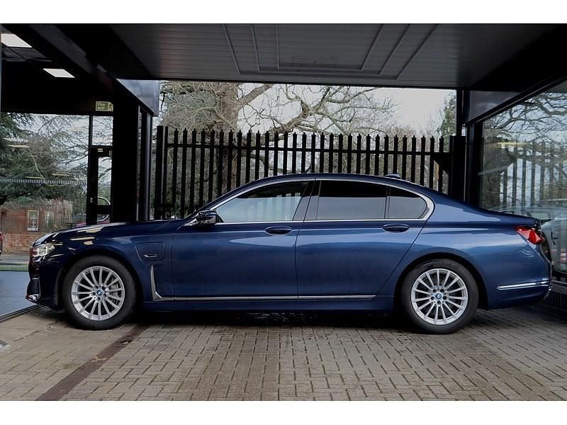 Used BMW 745e Comfort Edition 394 HP (289 kW) 2021 Blue Sedan