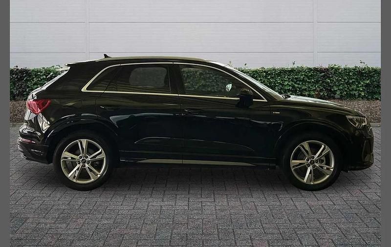 New Audi Q3 S-Line 147 HP (108 kW) 2026 Black SUV