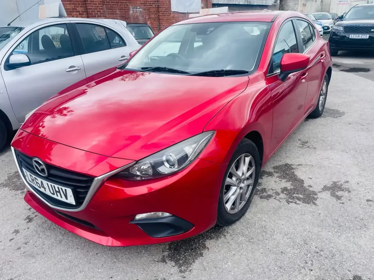 Käytetty Mazda 3 150 HP (110 kW) 2014 Punainen Viistoperä