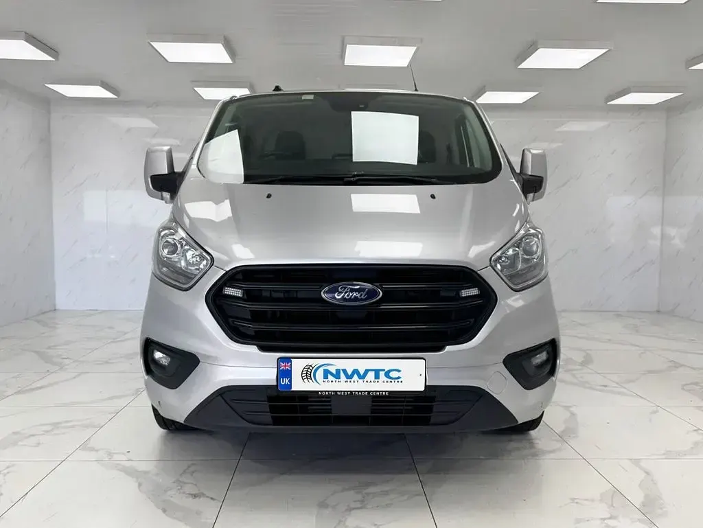 Used Ford Transit Custom Trend 2020 Silver Van