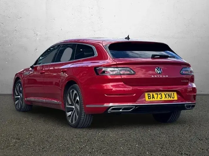 Second-hand VW Arteon R-line 218 CP (160 kW) 2023 Roșu Hatchback