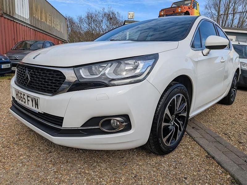 Used DS Automobiles DS4 2016 White Hatchback