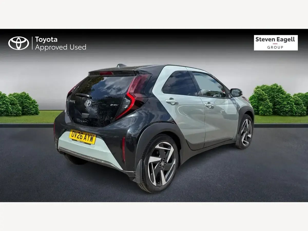 Used Toyota Aygo X Design 116 HP (85 kW) 2026 Green SUV