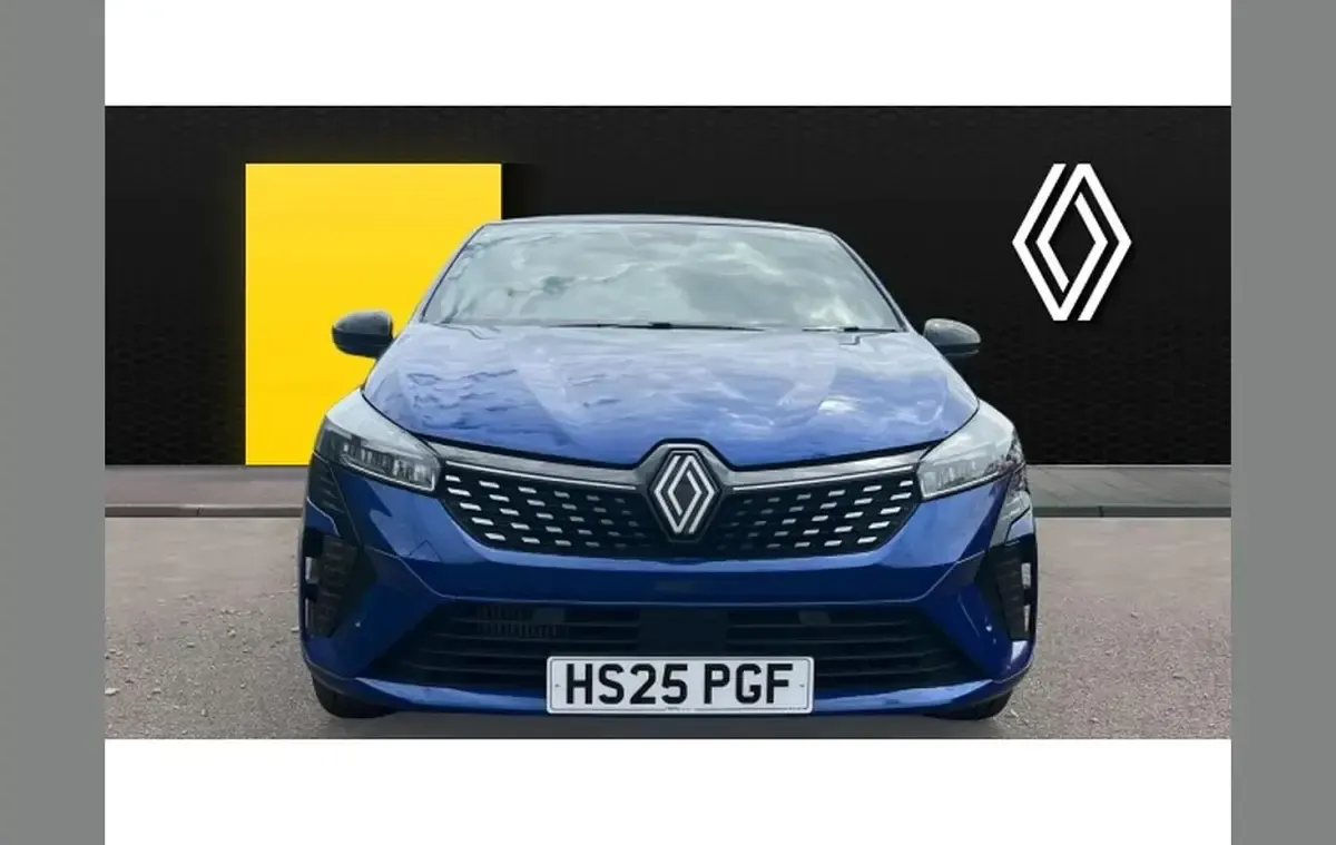 Used Renault Clio Techno 90 HP (66 kW) 2025 Blue  Hatchback