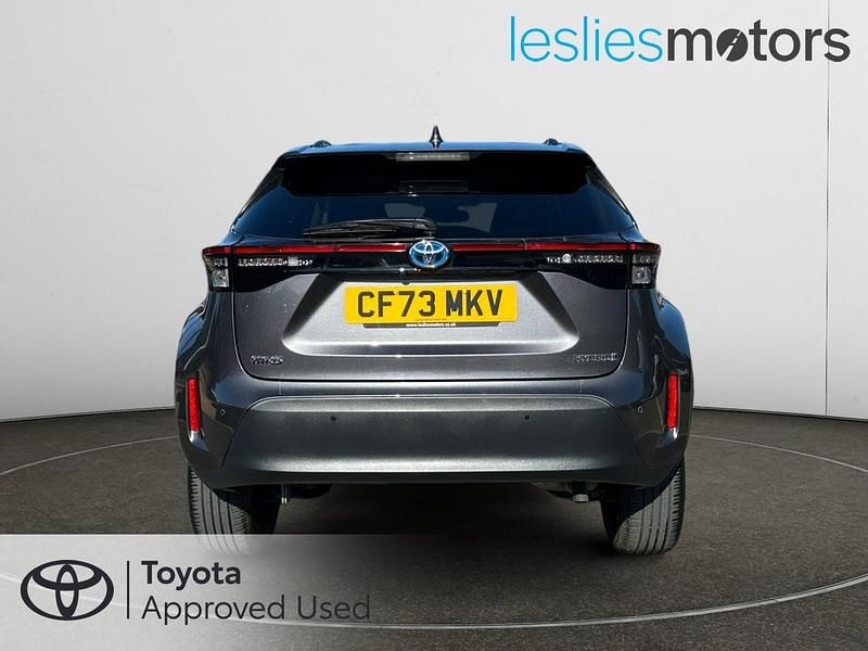 Second-hand Toyota Yaris Hybrid 2024 Gri Break