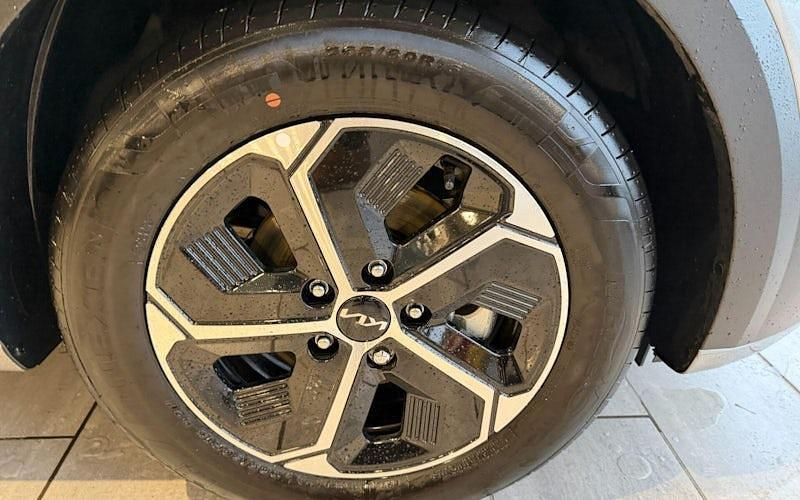 Used Kia Niro 129 HP (94 kW) 2025 SUV