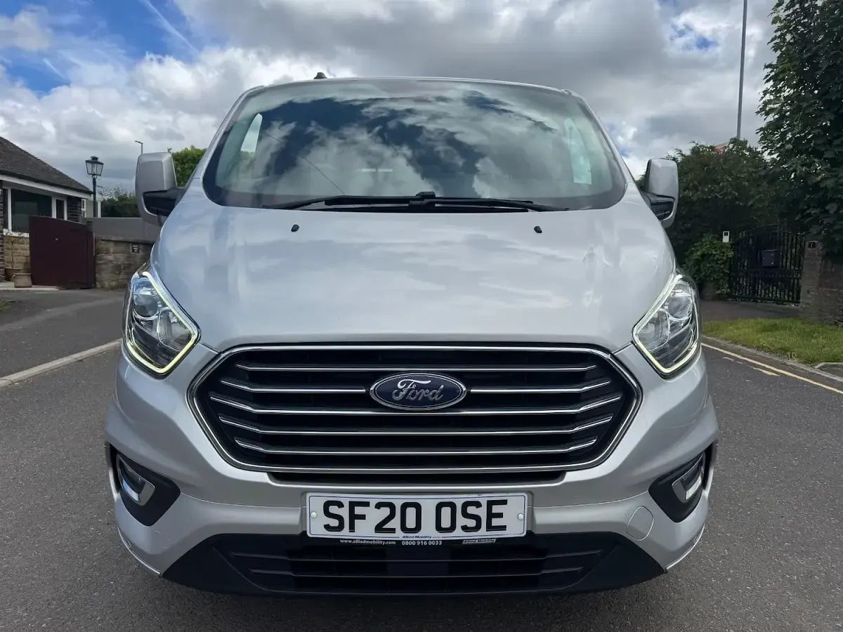 Used Ford Tourneo Custom Titanium 2020 Silver Van