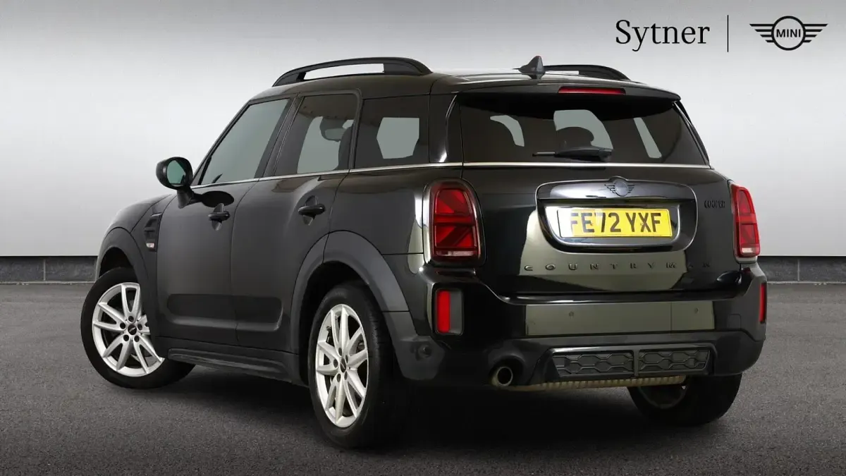 Used Mini Cooper Countryman Sport 136 HP (100 kW) 2022 Black SUV