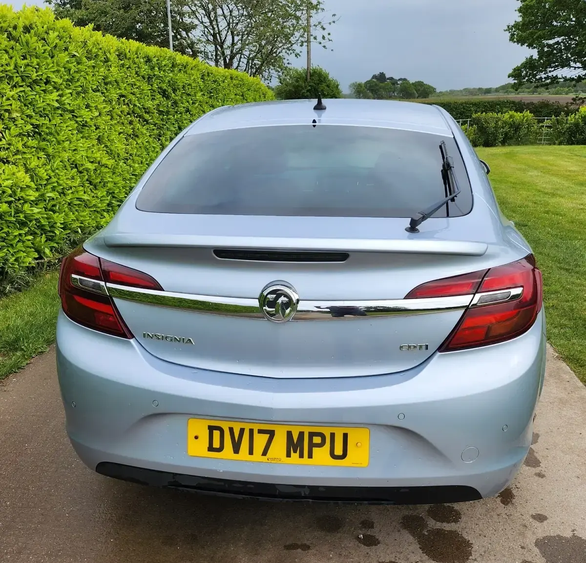 Begagnad Vauxhall Insignia SRi 136 HK (100 kW) 2017 Silver Halvkombi