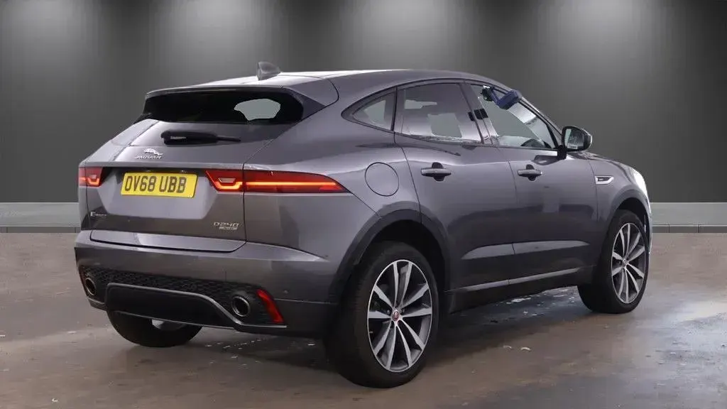 Used Jaguar E-Pace R-Dynamic 240 HP (176 kW) 2018 Grey SUV