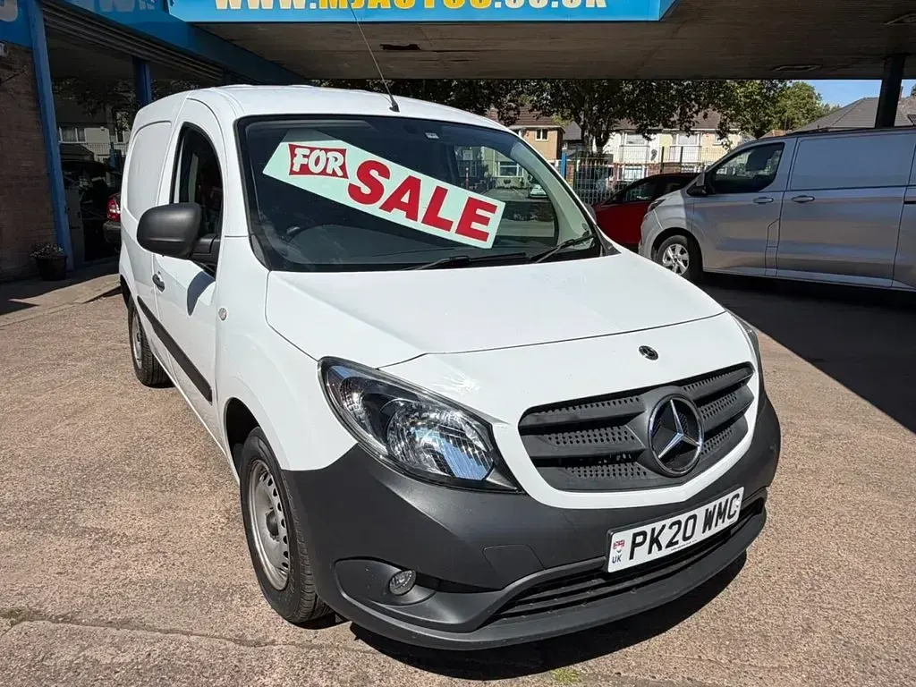 Used Mercedes Citan 109 94 HP (69 kW) 2020 Black MPV