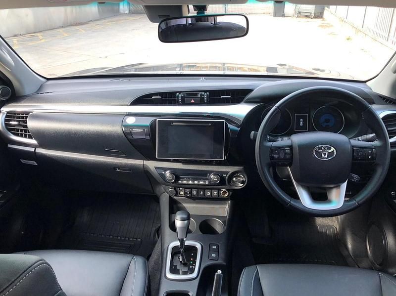 Grey Used 2018 Toyota HiLux Pickup | £24,000 (Fair price) - Image 1/4