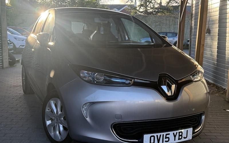 Used Renault Zoe Dynamique 64 kW (88 HP) 2015 Grey Hatchback