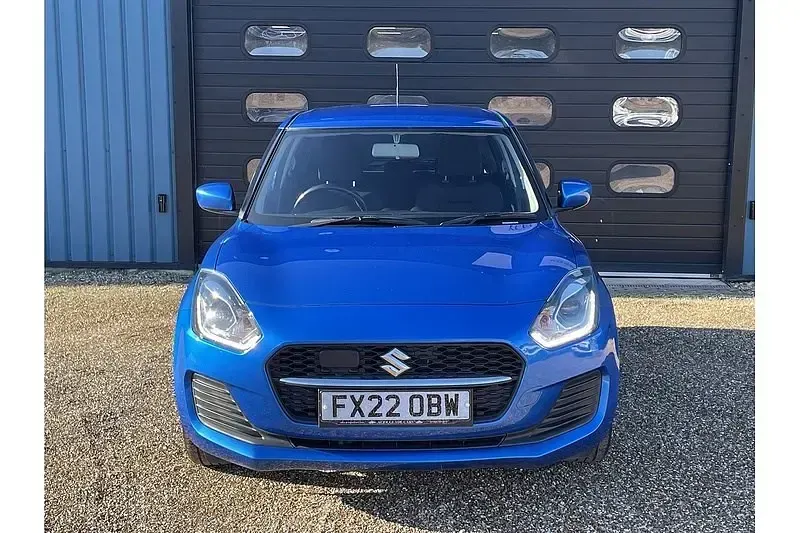 Begagnad Suzuki Swift SZ-L 83 HK (61 kW) 2022 Blå Halvkombi
