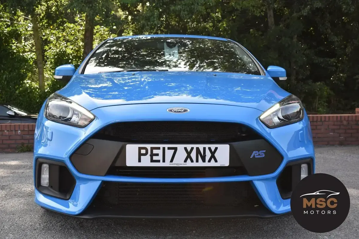 Used Ford Focus 2017 Blue Hatchback