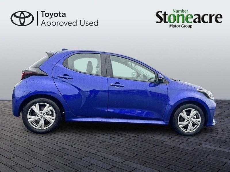 Used Toyota Yaris Hybrid 2025 Blue Hatchback