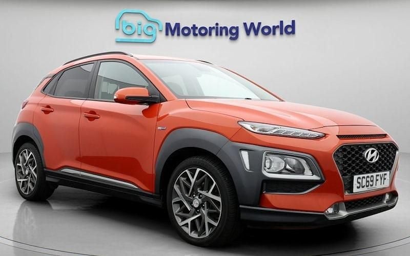 Used 2020 Hyundai Kona Premium SUV | £12,900 (Good price) - Image 1/4