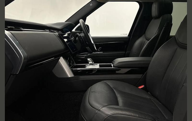 Used Land Rover Range Rover HSE 394 HP (289 kW) 2024 Grey SUV