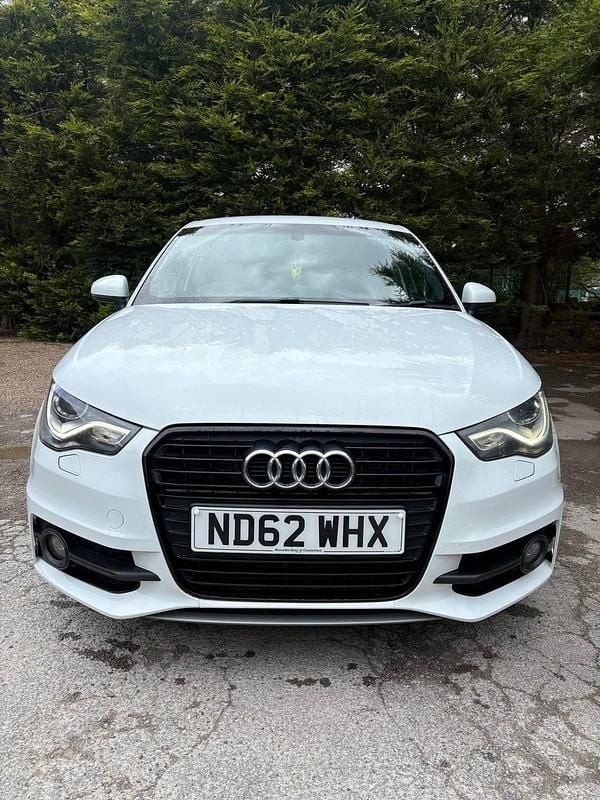 Used Audi A1 Black Edition 143 HP (105 kW) 2013 White Hatchback