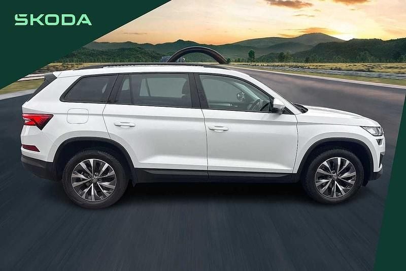 Used Skoda Kodiaq SE Drive 147 HP (108 kW) 2022 White SUV