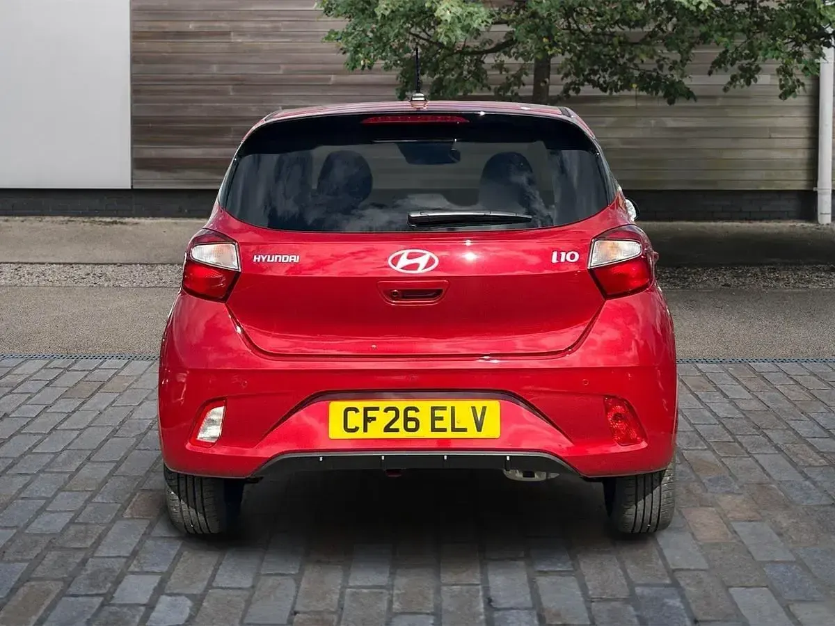 New Hyundai i10 Advanced 63 HP (46 kW) 2026 Red Hatchback