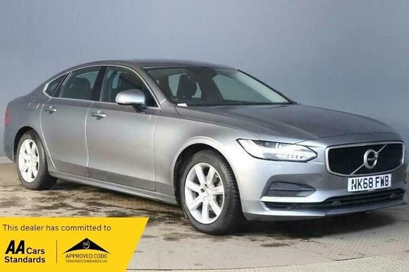 Used Volvo S90 Momentum 190 HP (139 kW) 2018 Grey Sedan