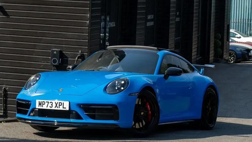 Used Porsche 911 Carrera GTS 480 HP (353 kW) 2024 Blue Coupe