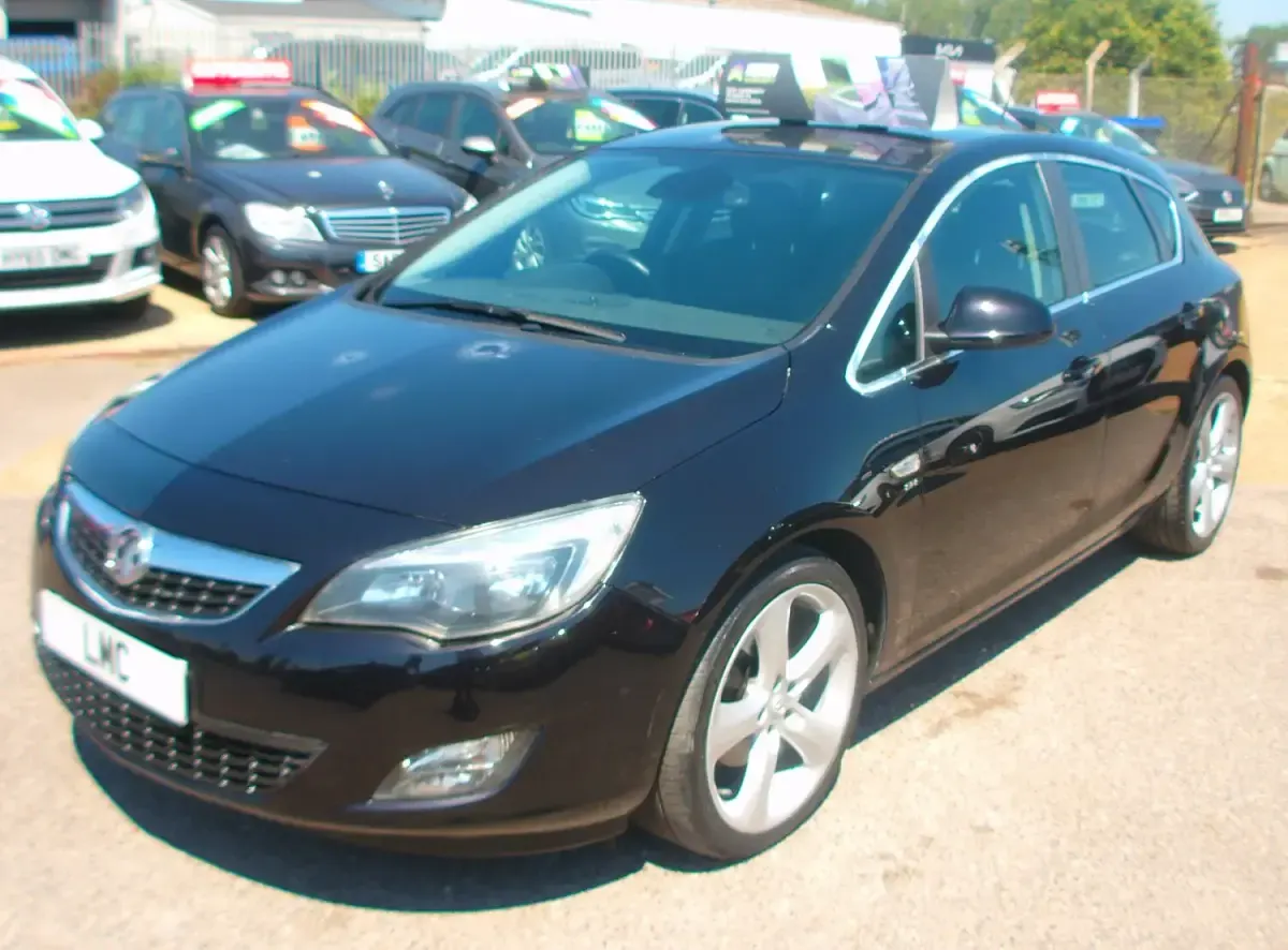 Used Vauxhall Astra SRi 2010 Black Hatchback