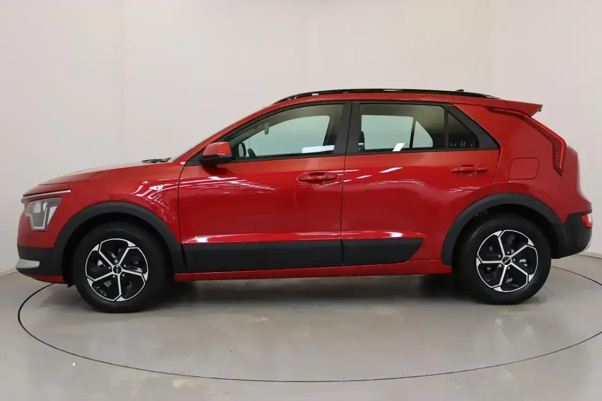New Kia Niro 127 HP (93 kW) 2025 Red SUV