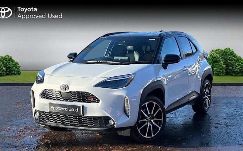 Used Toyota Yaris Hybrid Sport 131 HP (96 kW) 2024 Grey Estate