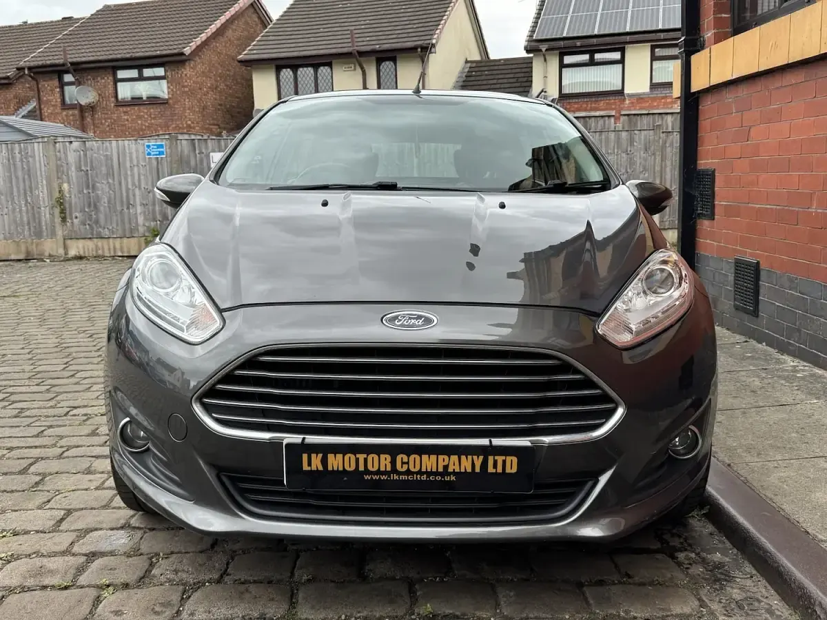 Used Ford Fiesta Zetec 2017 Grey Hatchback