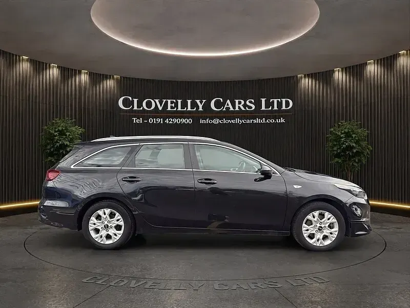 Used Kia Ceed Sportswagon 118 HP (86 kW) 2021 Black Estate