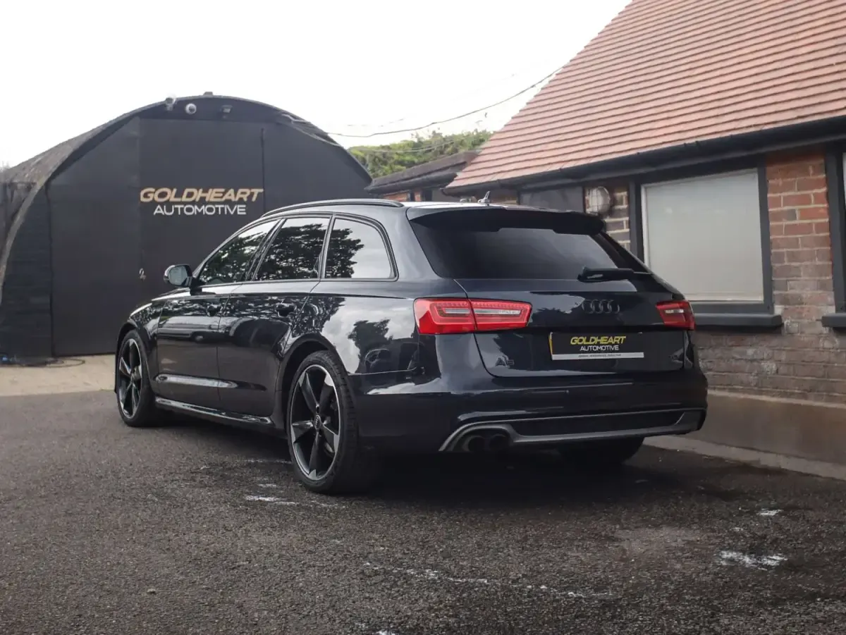 Usado Audi A6 Black Edition 2013 Azul Carrinha