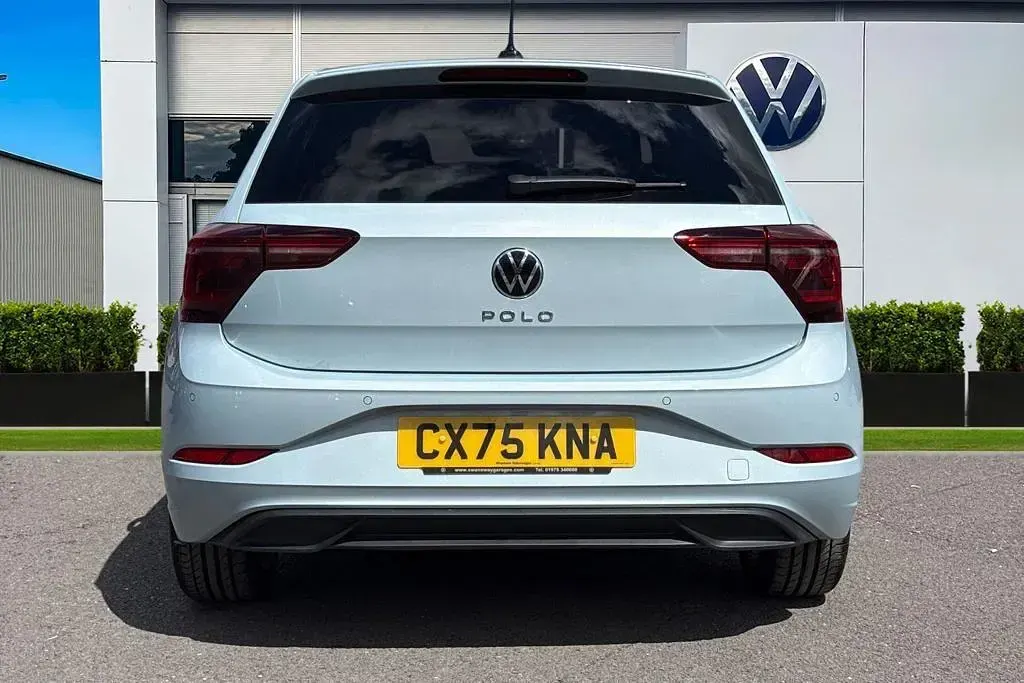 Used VW Polo Edition 95 HP (69 kW) 2026 Blue Hatchback