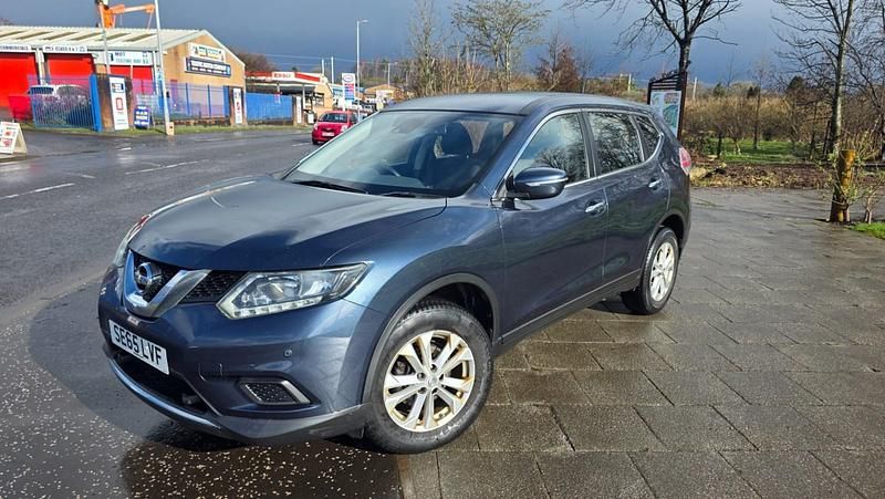 Used Nissan X-Trail Visia 130 HP (95 kW) 2016 Blue SUV