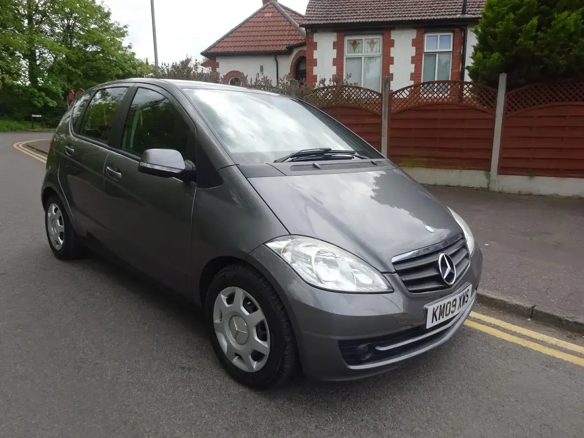 Used Mercedes A180 Classic 2009 Grey Hatchback
