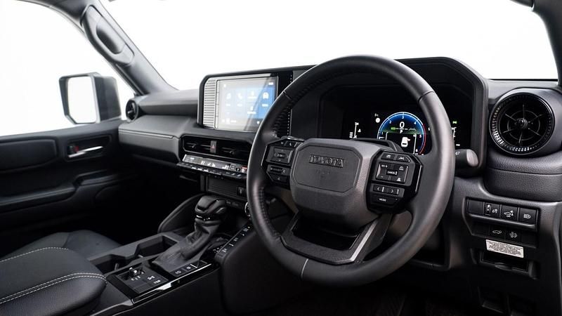 Used Toyota Land Cruiser 2025 White