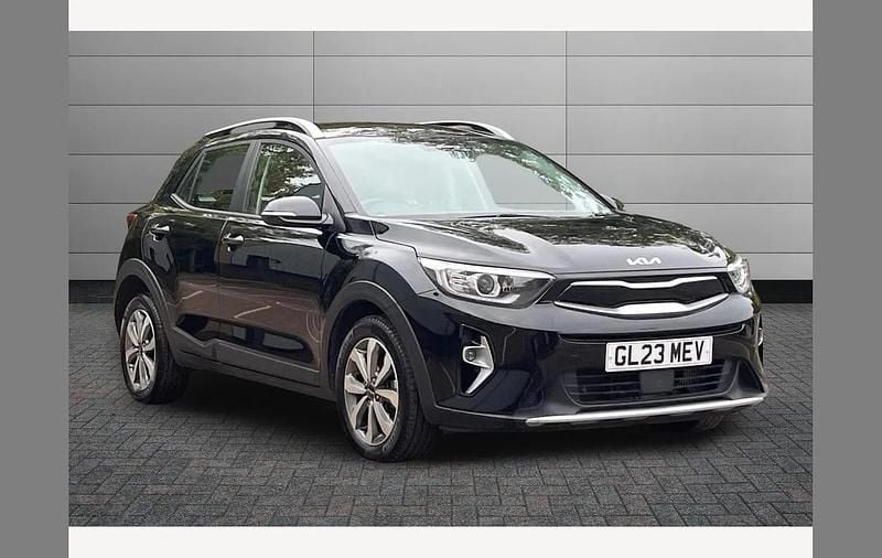 Black Used 2023 Kia Stonic 2 SUV | £14,995 (Fair price) - Image 1/4