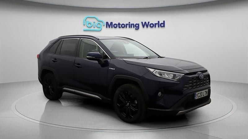 Used 2020 Toyota RAV4 Hybrid Design SUV | £20,300 (Good price) - Image 1/4