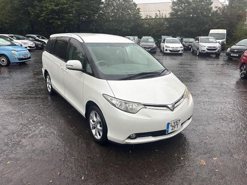 Used Toyota Estima 2014 White MPV