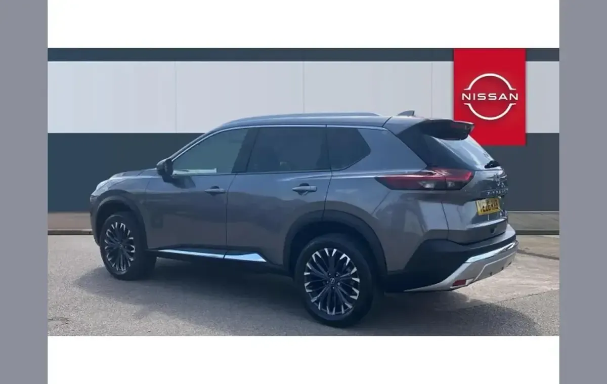 New Nissan X-Trail Tekna+ 161 HP (118 kW) 2026 Grey SUV