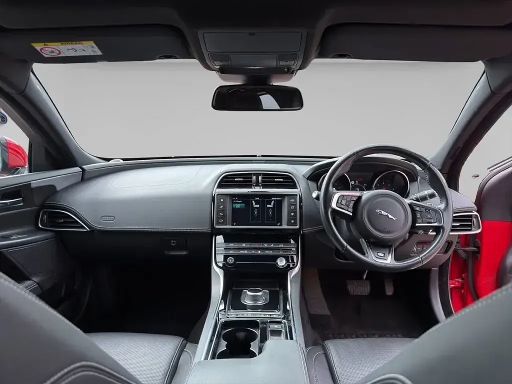 Used Jaguar XE R-Sport 300 HP (220 kW) 2018 Red Sedan