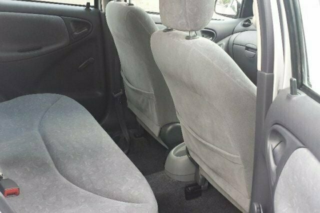 Used Toyota Yaris 2000 Hatchback