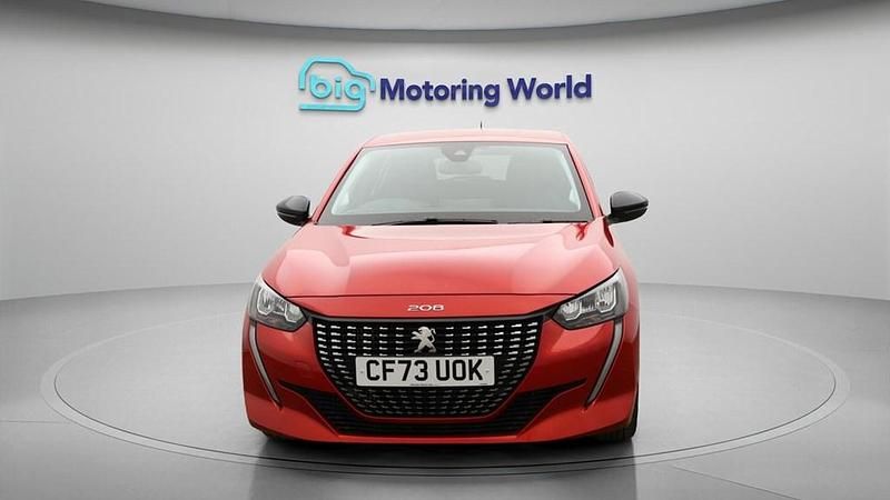 Used Peugeot 208 Allure+ 130 HP (95 kW) 2023 Red Hatchback