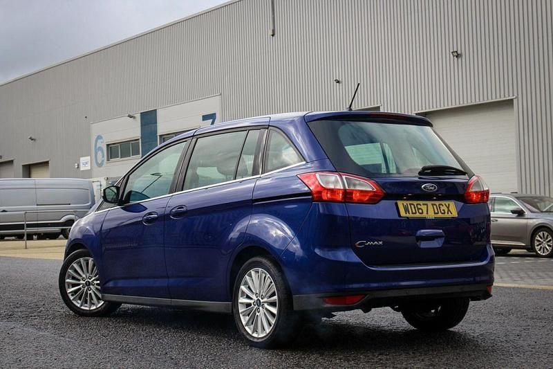 Used Ford Grand C-Max Titanium 120 HP (88 kW) 2018 Blue MPV