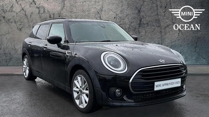 Used Mini Cooper Clubman Classic 134 HP (98 kW) 2021 Black Estate