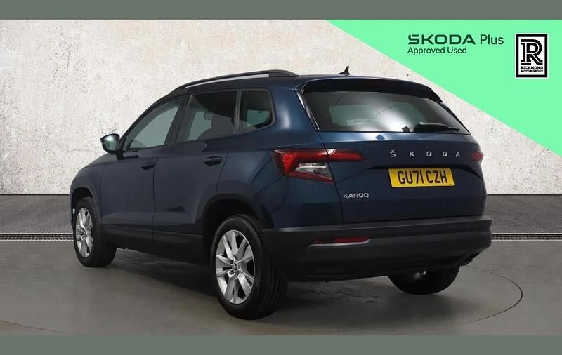 Used Skoda Karoq SE Technology 150 HP (110 kW) 2021 Blue SUV